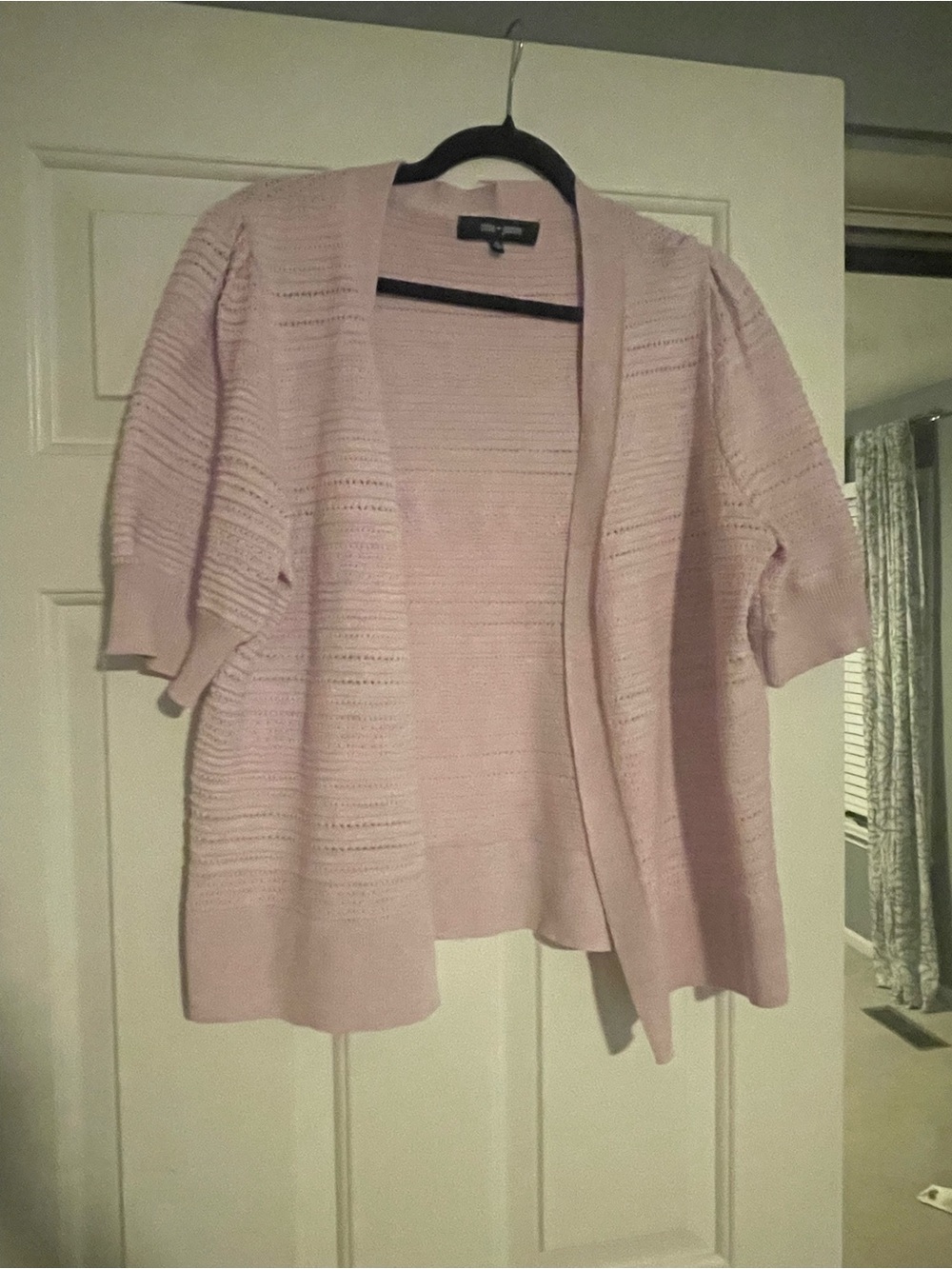 Short-Sleeve Open-Front Knit Cardigan in Light Pink